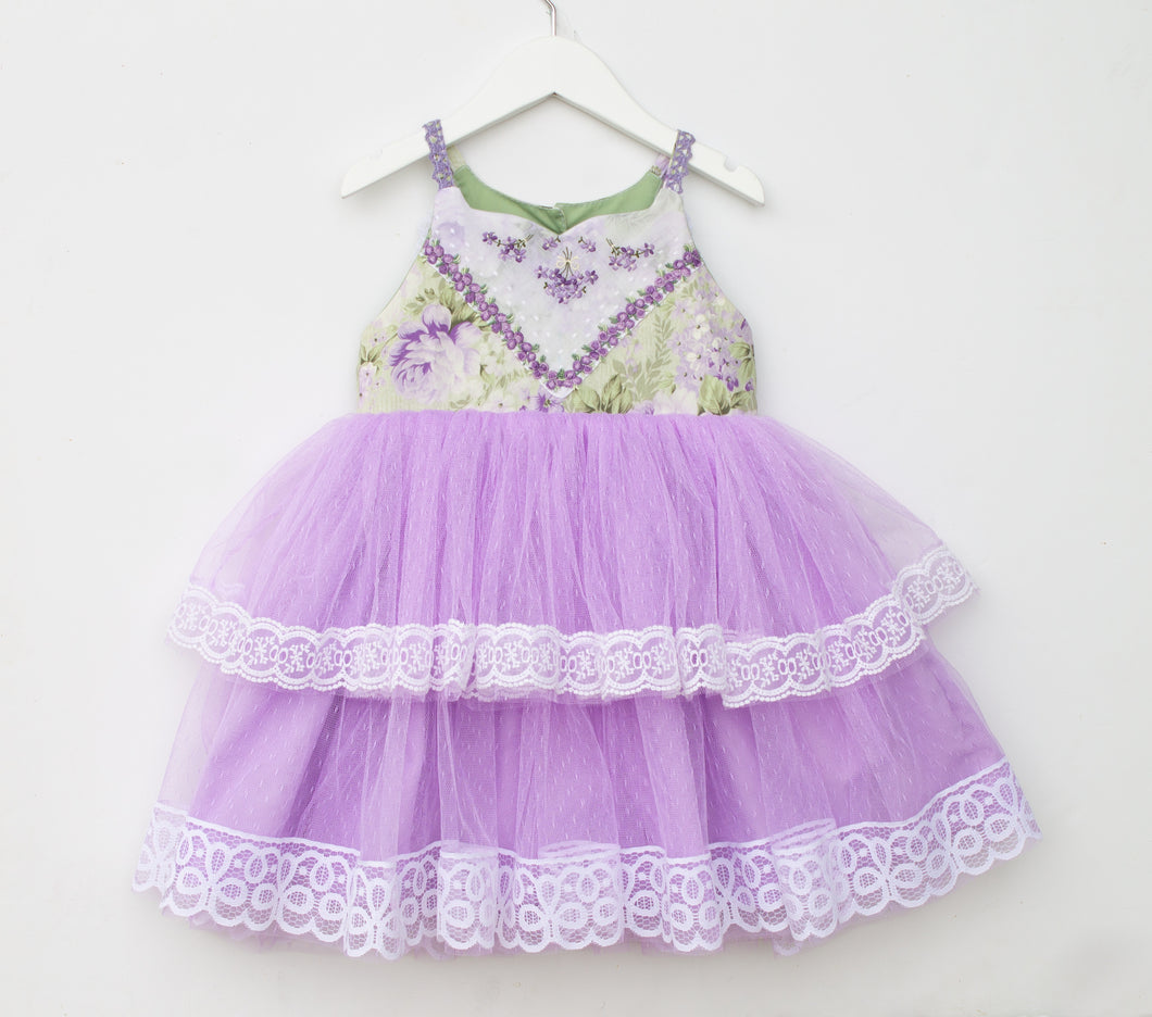 Violeta | Garden party custom